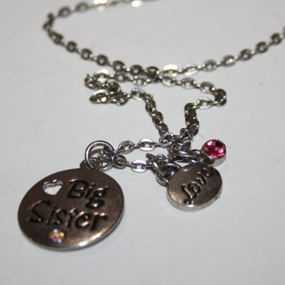 Beautiful silver BIG SISTER LOVE necklace 18"